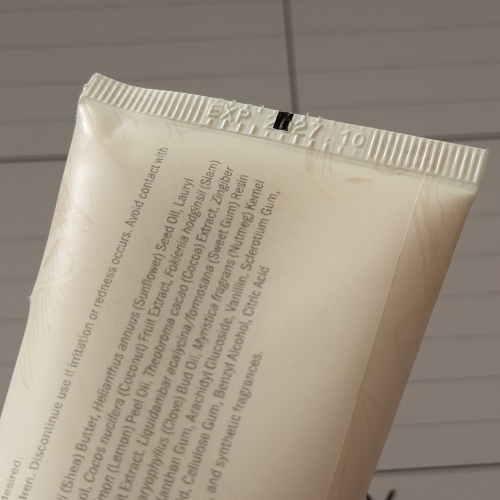 doTERRA Vanilla Dream Restorative Hand Cream - Picture 2 of 3